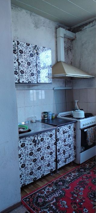 Сдаётся 3-комнатная квартира. Чистая, уютная, готова к заселению.