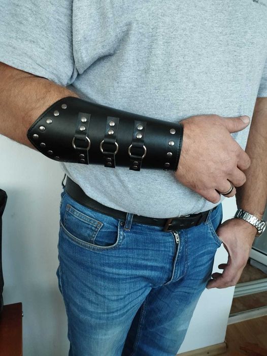 Protecție moto vintage Handmade pentru brațe din piele.