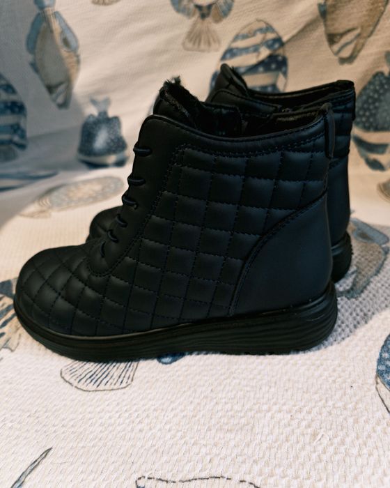 Дамски боти – №36 (нови)