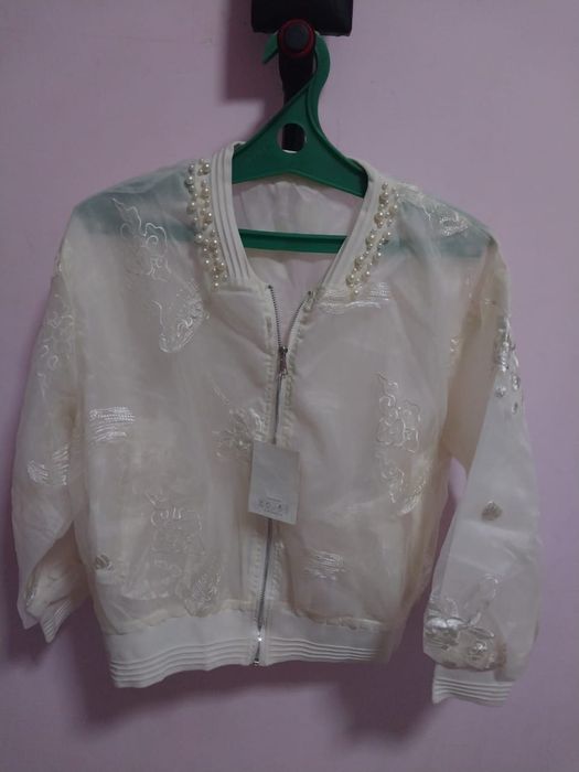 Женский бомбер..