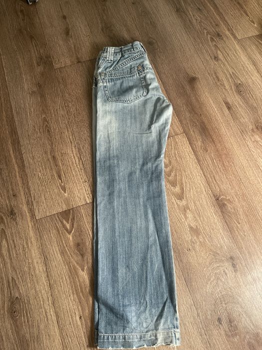 Винтажные джинсы от бренда DsquaRed2