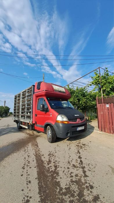Vând  Renault master!