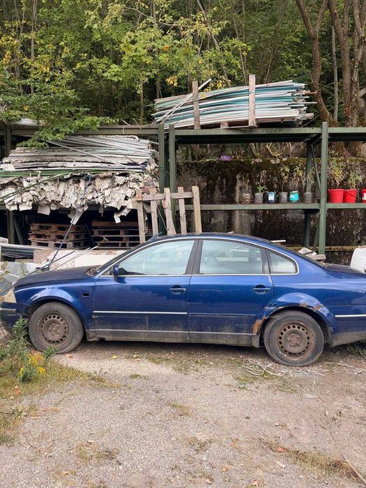 Lot 5 autoturisme Dacia Logan + VW Passat – fără ITP