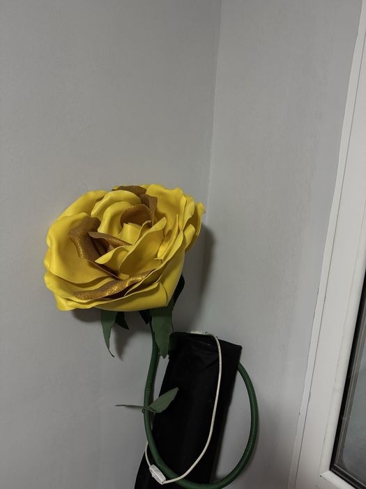 Продается светильник большая роза