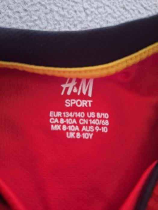 Футболен екип H&M