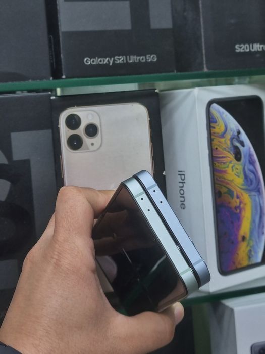 Samsung Galaxy z flip 6 12/256Gb