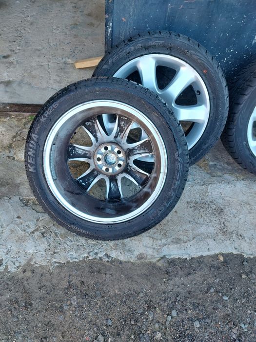 Гуми с джанти за ТОЙОТА 17ц.