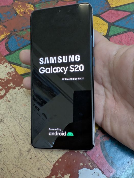 Samsung S20 128/8GB