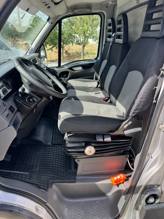 Iveco Daily 35C15 basculabil 3 parti 2010