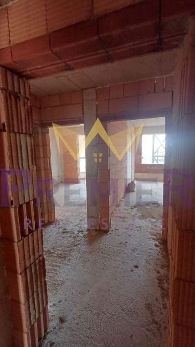 Продава се Двустаен апартамент в Варна, Кайсиева градина - 64 кв.м за 698 €/кв.м - Снимка #3