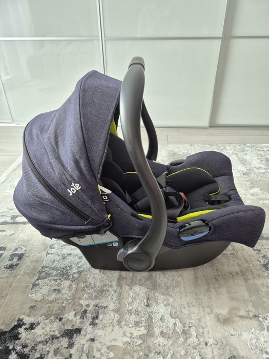 Scaun - Scoică auto bebeluși Joie – stare bună, utilizabilă fără bază ISOFIX