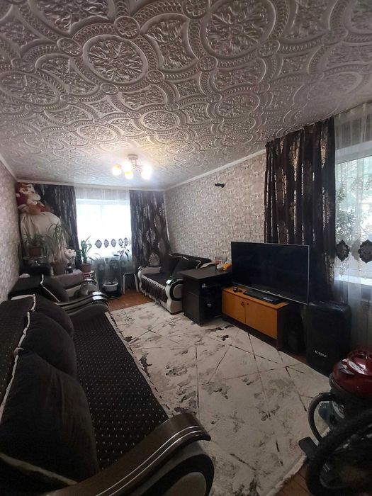 Продается 2-к квартира