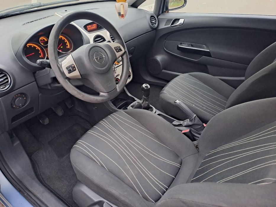 Vand opel corsa D, 1.2 Benzina