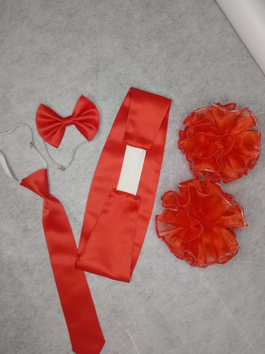 Бантик, галстуг, бабочка, белдіктер.