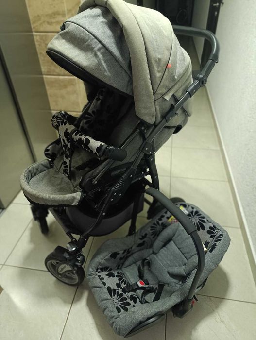 Бебешка количка 3 в 1 с кош за новородено, летен кош и кошница за кола
