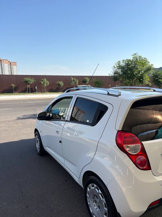 Срочна прадайотся Спарк афтамат2023