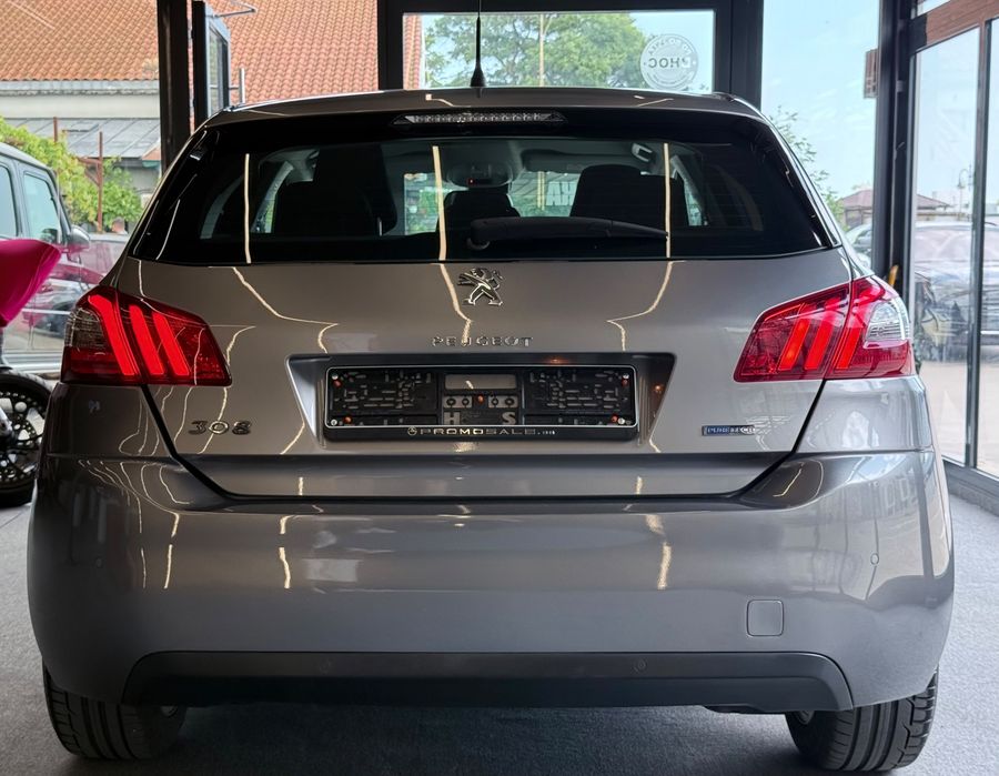 Peugeot 308 1.2i Auto 130hp 2016