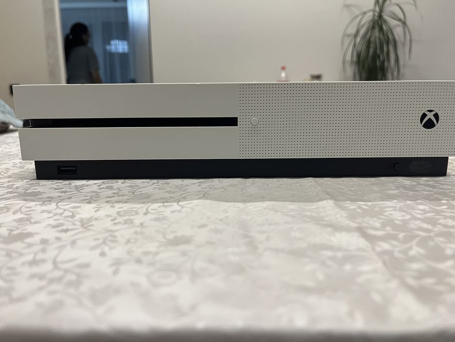 Xbox one s 500 gb