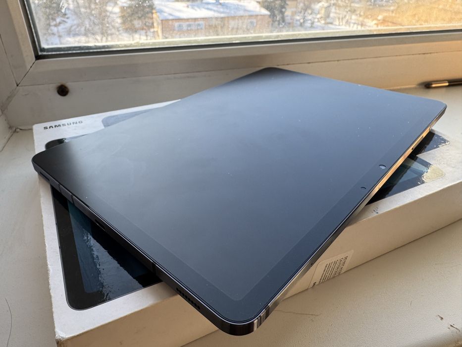 Продам samsung galaxy tab S7