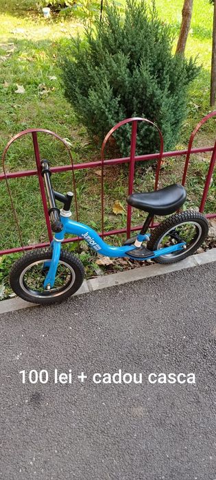 Jucarii copii și bicicleta