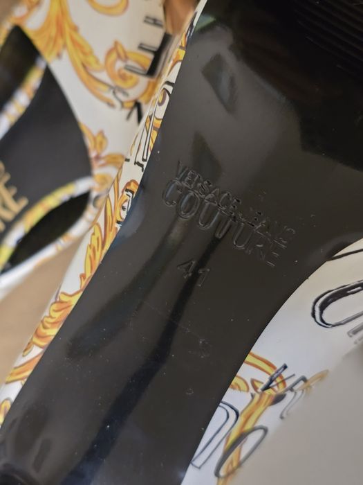 Versace Jeans Couture нови оригинални дамски обувки