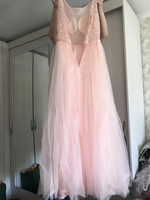 Вечернее платье персиковое