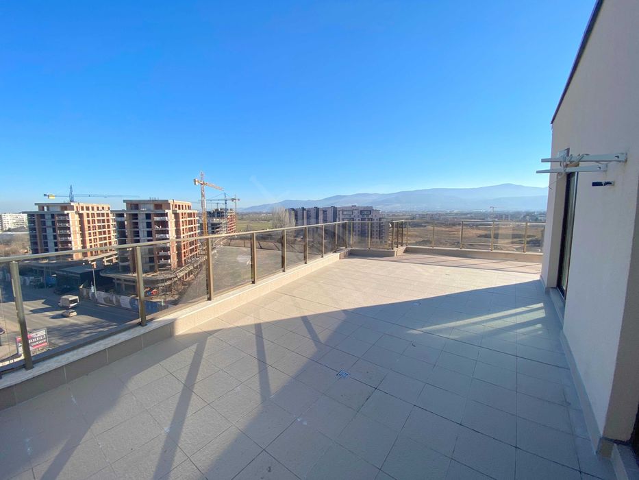 Продава се Многостаен апартамент в Пловдив, Христо Смирненски - 330 кв.м за 785 €/кв.м - Снимка #2