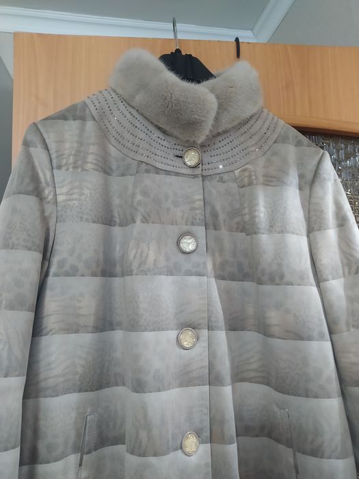 Женское пальто демисезонное