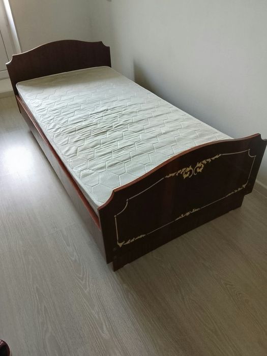 Продам Б/У мебель.