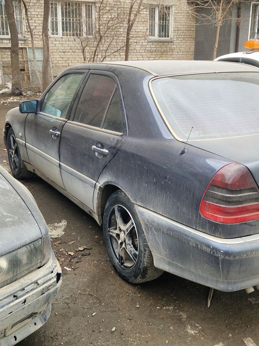 Продам мерседес w202