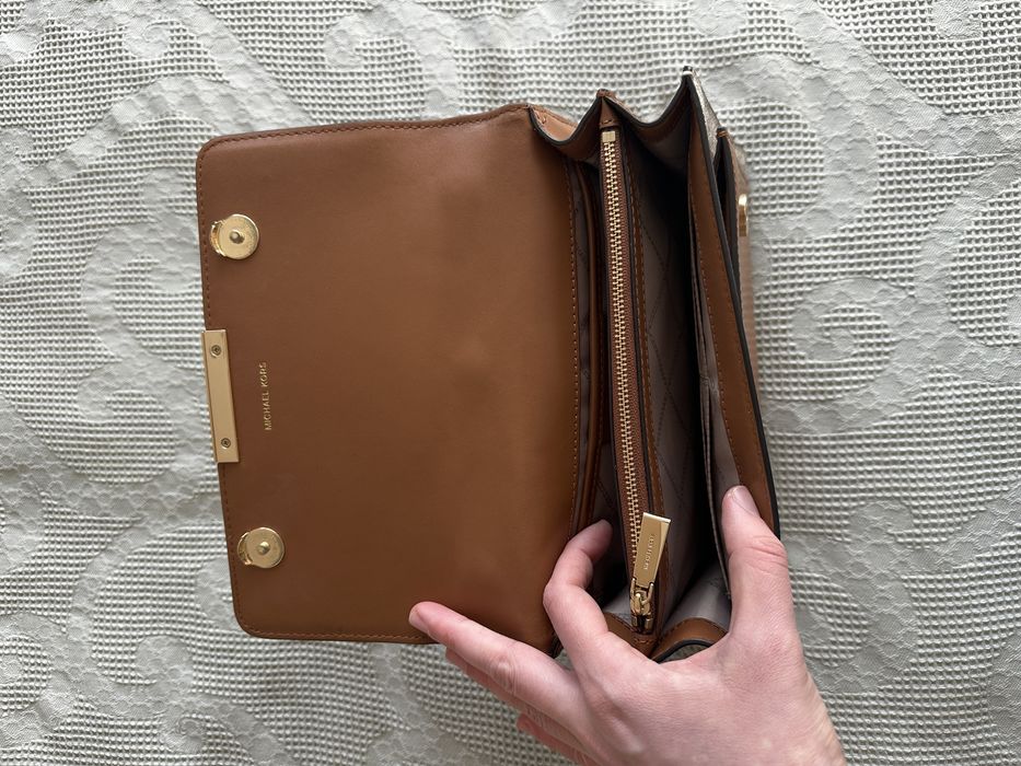 Оригинална дамска чанта Michael Kors