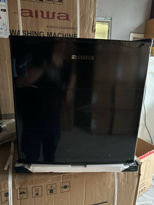 Мини холодильник от бренда Aiwa-50 литров