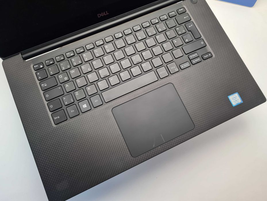 Dell Precision 5540 i7 9850H/16GB/512SSD/ T1000-4GB/4K OLED/Подсветка