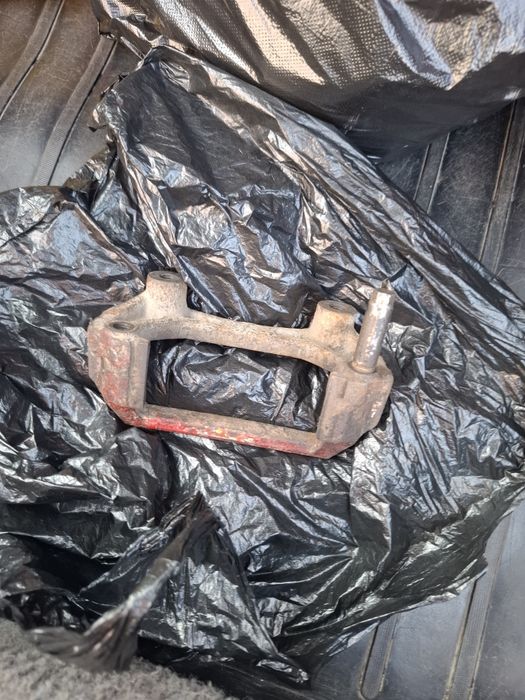 Продам скабу левую на мазду кронус
