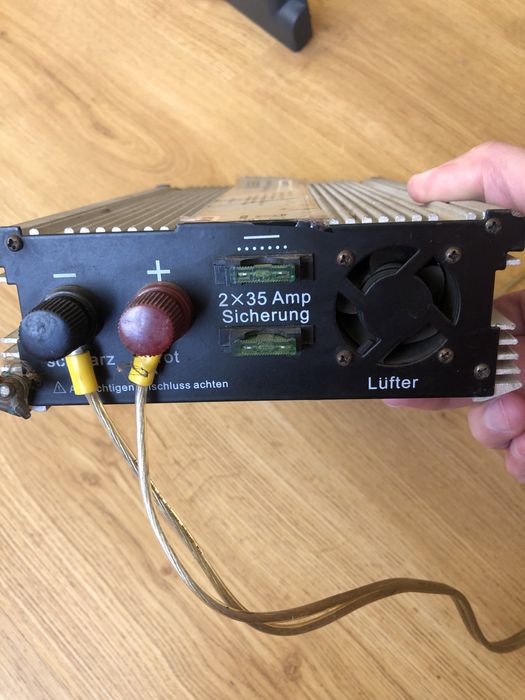 Invertor curent auto