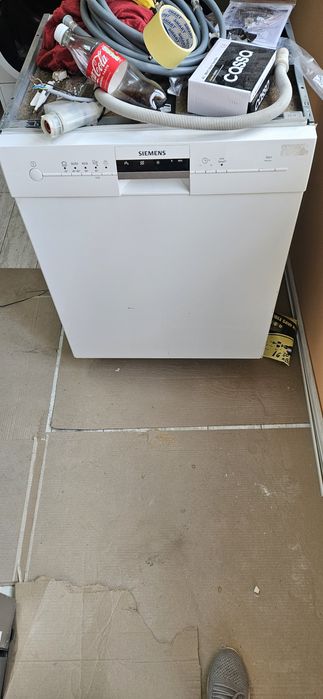 Съдомиялна машина SIEMENS