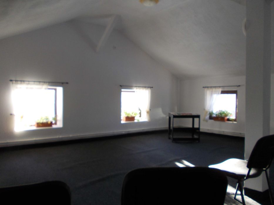 Inchiriez spatiu comercial in Geamana, Arges