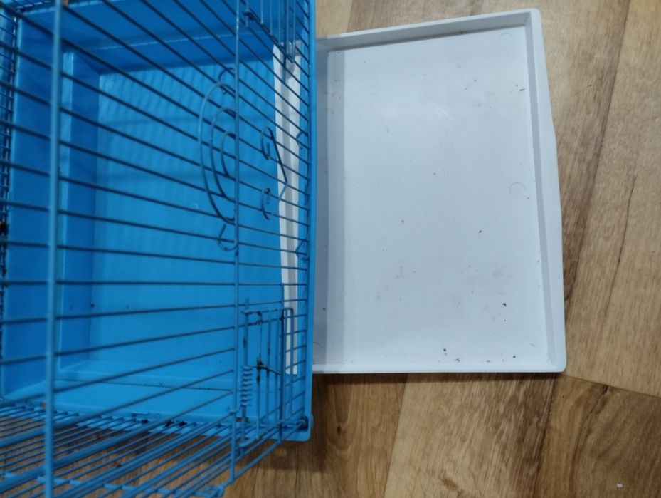 Продам клетку для птиц