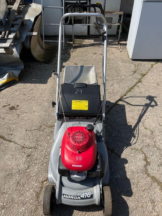 21: Самохдна моторна косачка HONDA 5.5 hp