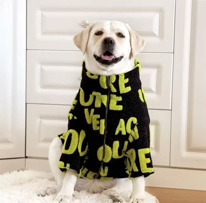 Одежда для крупных собак