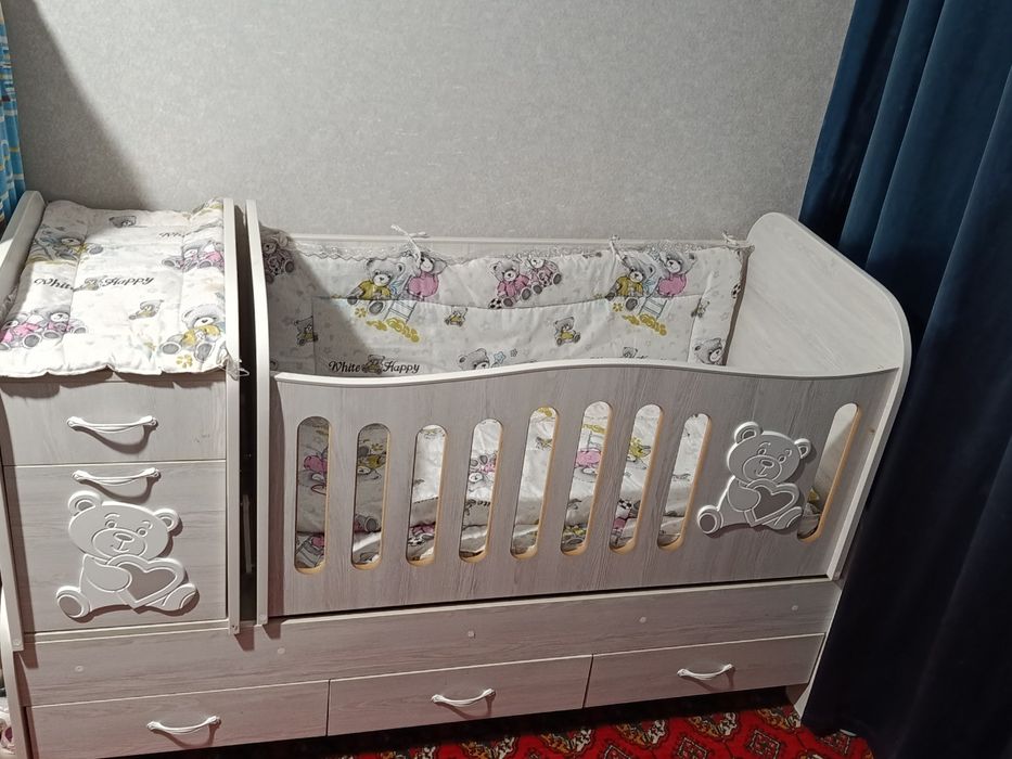 Bolalar belanchagi yangiday turipti