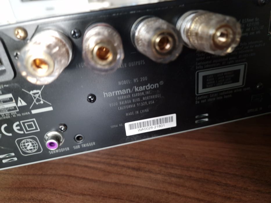 Harman kardon HS 200,partial functional