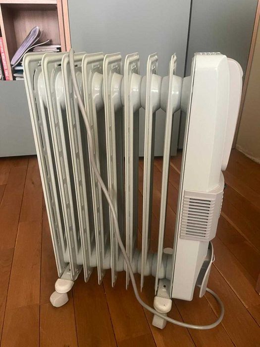 Delonghi маслен радиатор с вентилатор