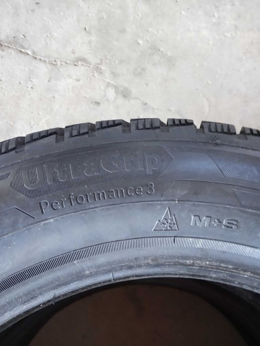 2 Нови зимни гуми 185/65R15 Goodyear UG3 88T DOT3724 made in Germany