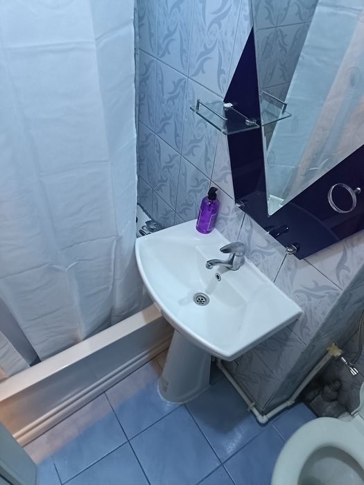 Vând apartament 2 camere etaj 2/4