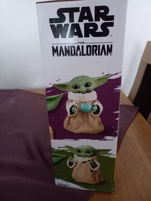 Baby Yoda STAR WARS Galactic Snacking Grogu