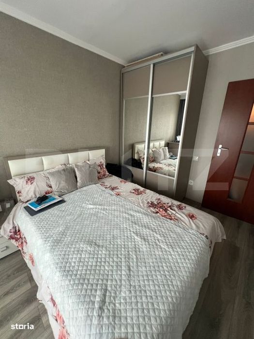 Apartament 4 camere, 86 mp, balcon, etaj intermediar, Calea Floresti