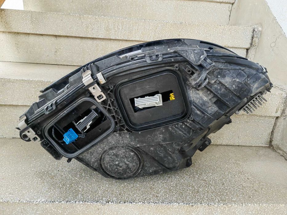 Фарове Mercedes S-Classa W223 MULTIBEAM LED/Фар Mercedes W223 Оригиалн