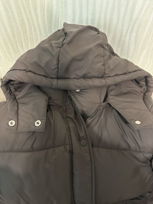 Продам зимнюю куртку 46 размер