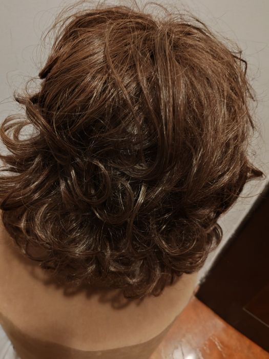 Peruca  Amora par mediu